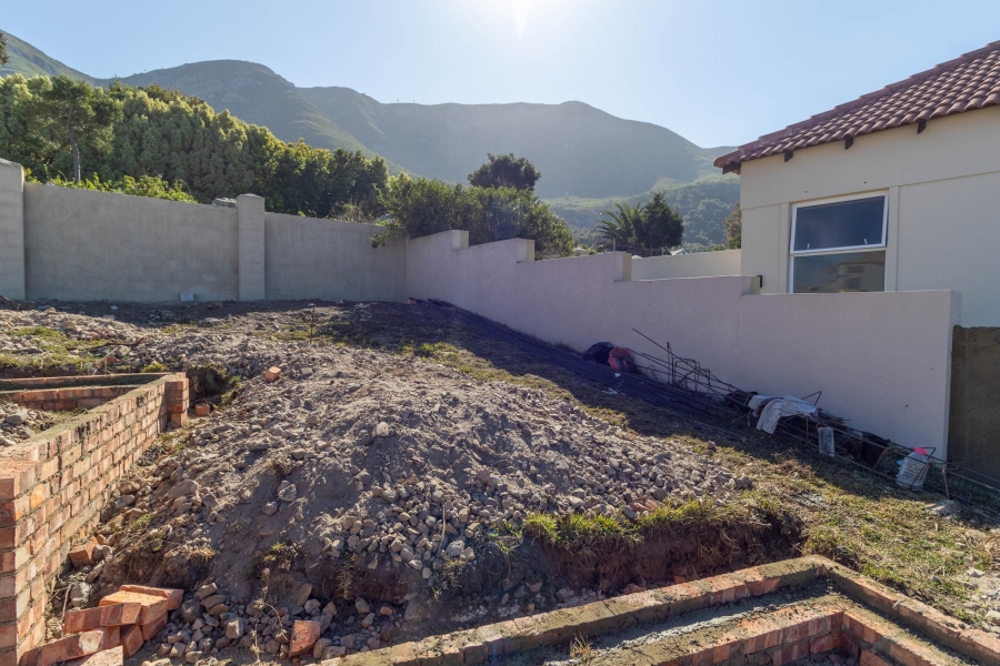 3 Bedroom Property for Sale in Berghof Western Cape